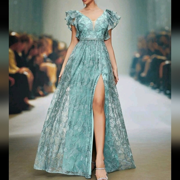 V-Neck Embroidered Lace Ruffle Trim Short Sleeve Front Slit High-End Evening Dre - Picture 1 of 4